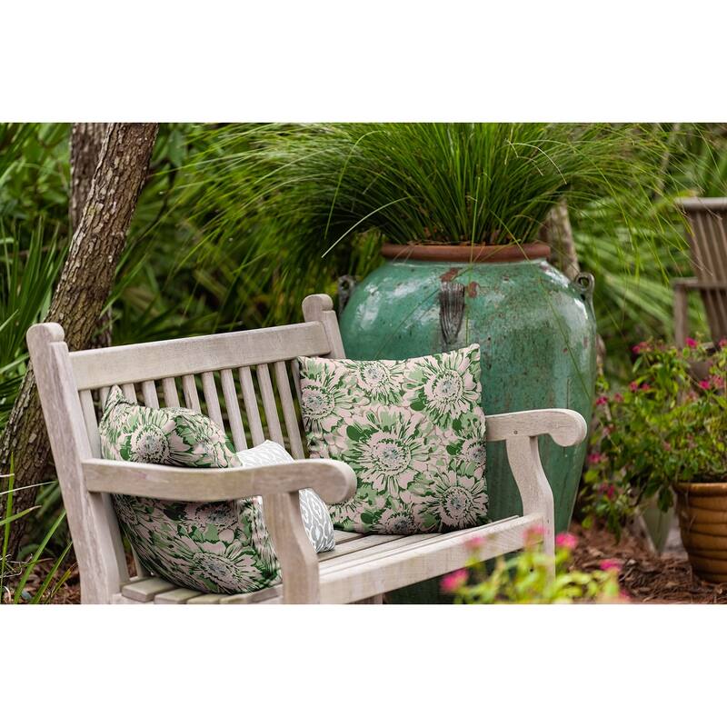 Big Flowers Decorative Throw Pillow