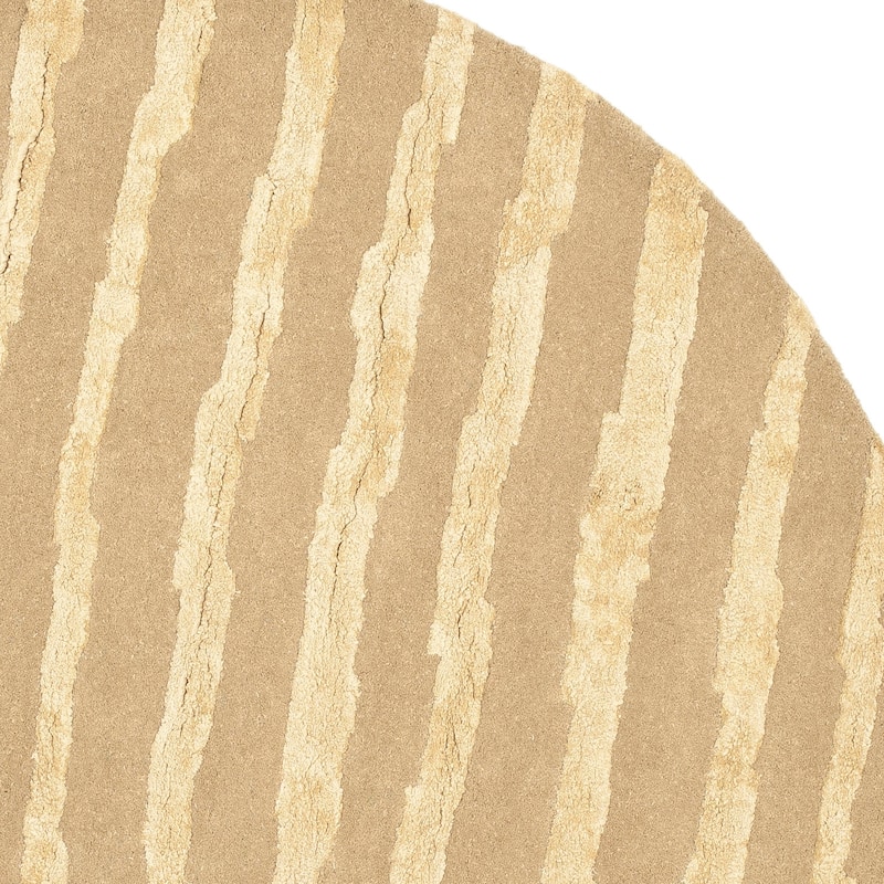 SAFAVIEH Handmade Soho Vitaliana Stripes N.Z. Wool Rug
