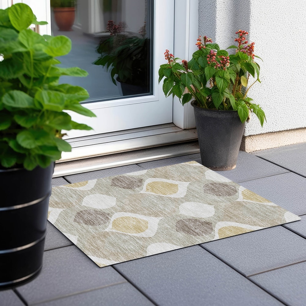 Machine Washable Indoor/ Outdoor Chantille Contemporary Geo Rug
