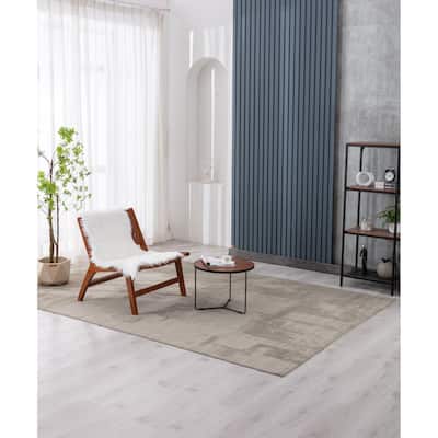Wooden Living Room Lounge Chair With White Wool Carpet