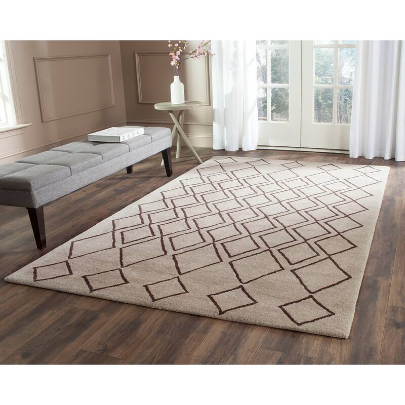 SAFAVIEH Handmade Soho Kaila Moroccan N.Z. Wool/ Viscose Rug - 5' x 8' - Light Grey/Dark Grey