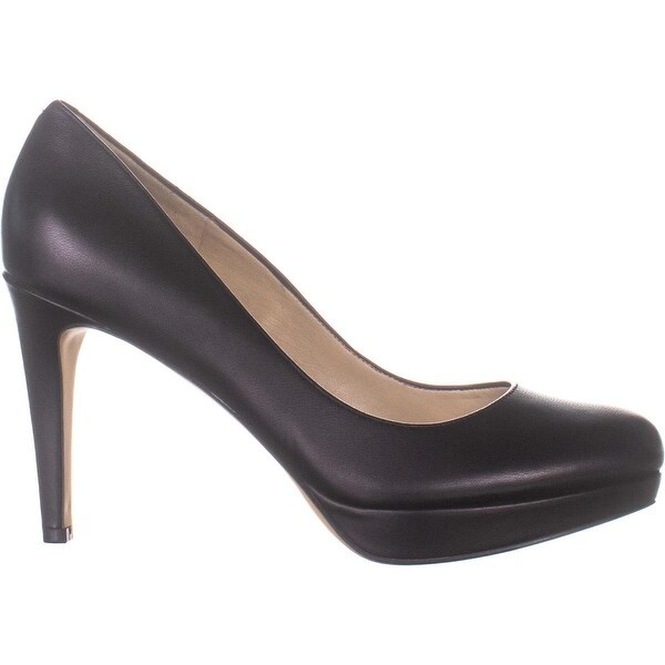 marc fisher sydnie platform pump