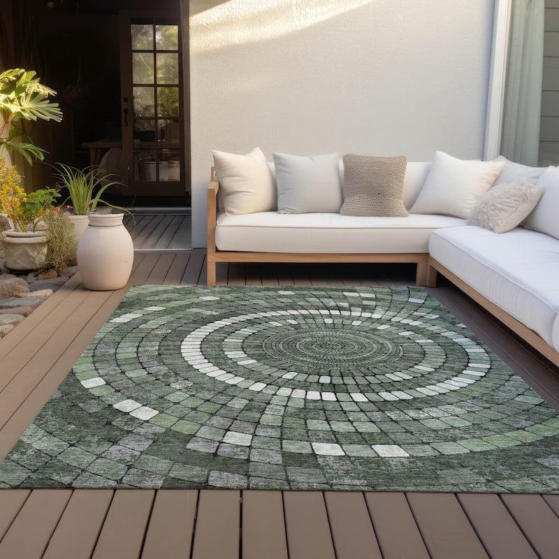 Machine Washable Indoor/Outdoor Contemporary Pinwheel Chantille Rug - Sage - 5' x 7'6"