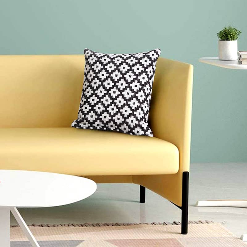HomeRoots 20" X 20" Black And White 100% Cotton Geometric Zippered Pillow