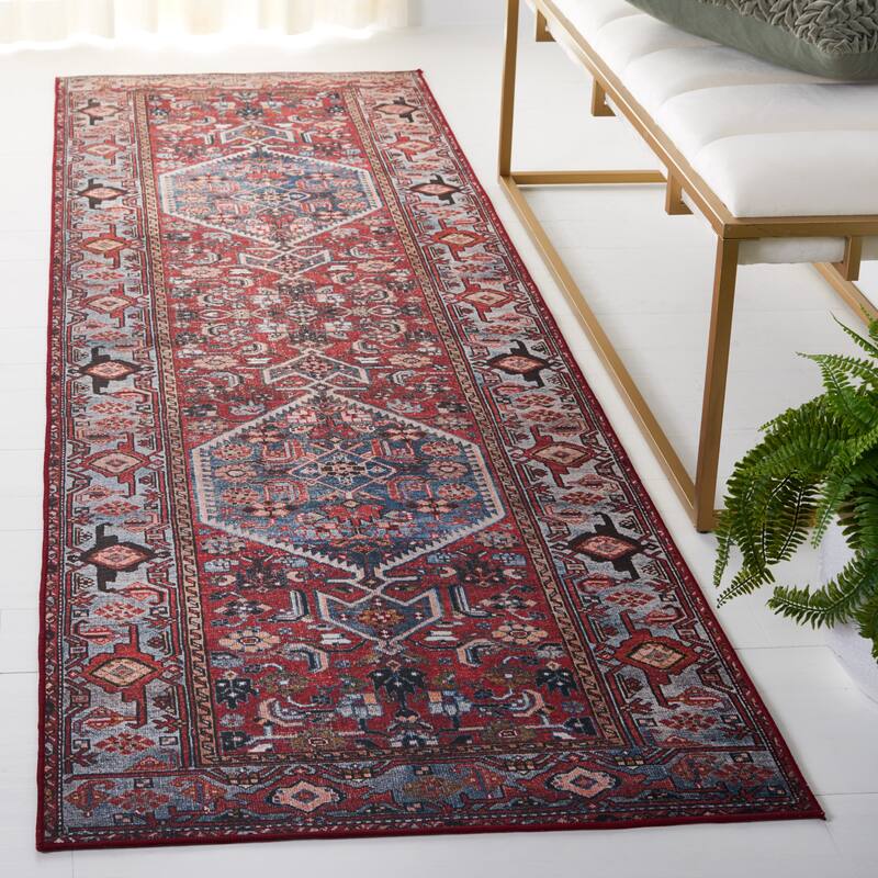 SAFAVIEH Tucson Machine Washable Slip Resistant Tamaki Traditional Rug