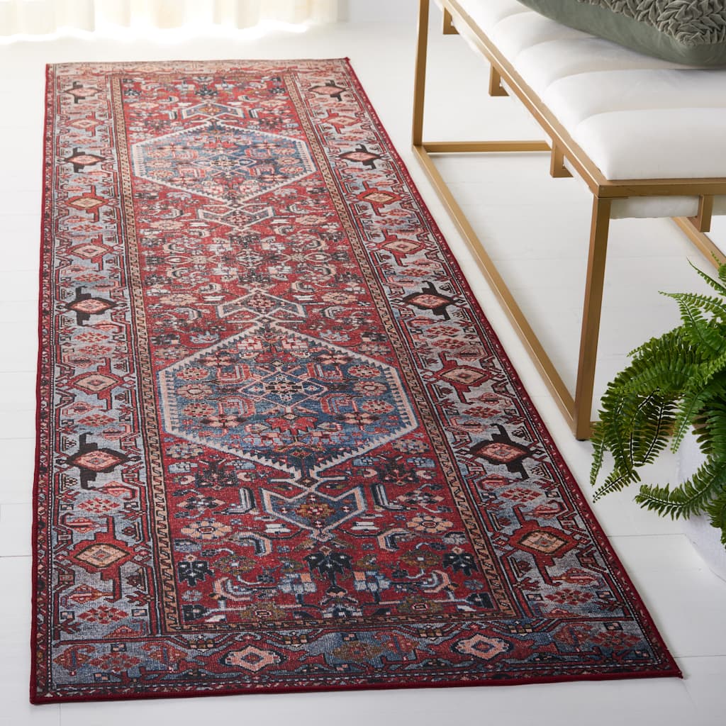 SAFAVIEH Tucson Machine Washable Slip Resistant Tamaki Traditional Rug