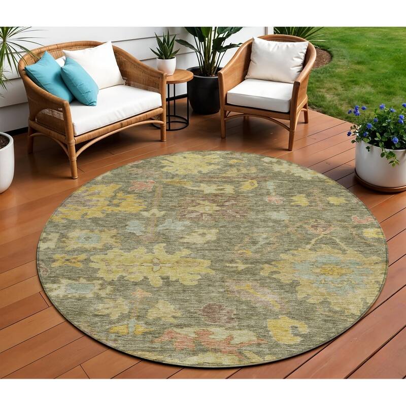HomeRoots Floral Traditional Rectangle Outdoor Rug - 8' Round
