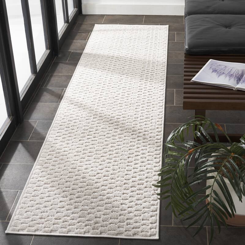 SAFAVIEH Stella Cobien Modern & Contemporary Rug