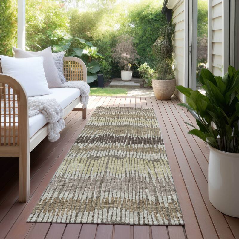Machine Washable Indoor/ Outdoor Chantille Stripe Abstract Rug - Taupe - 2'3" x 7'6"