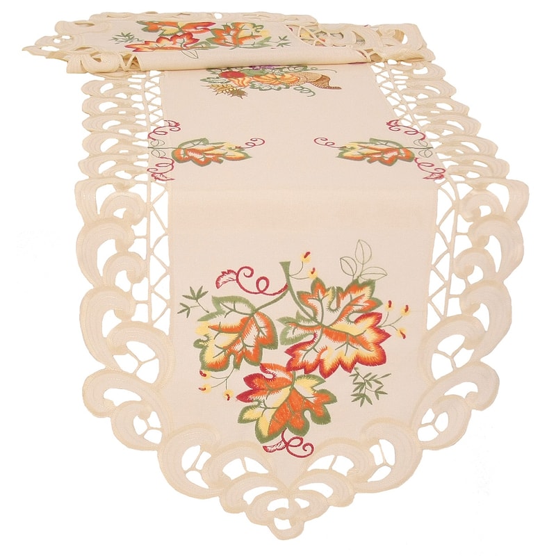 Thankful Leaf 15''X54'' Table Runner