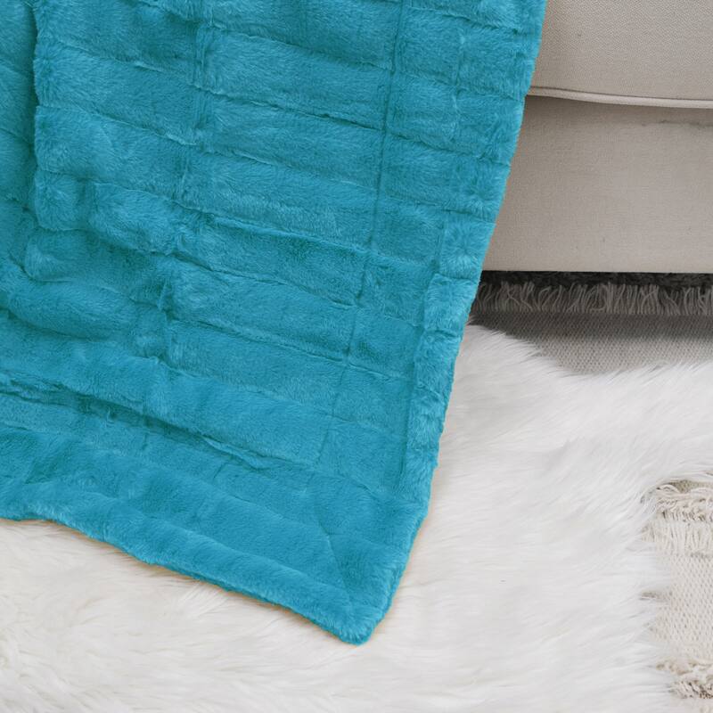 Supermink Decorative Fauxfur Throw 50'' x 60''