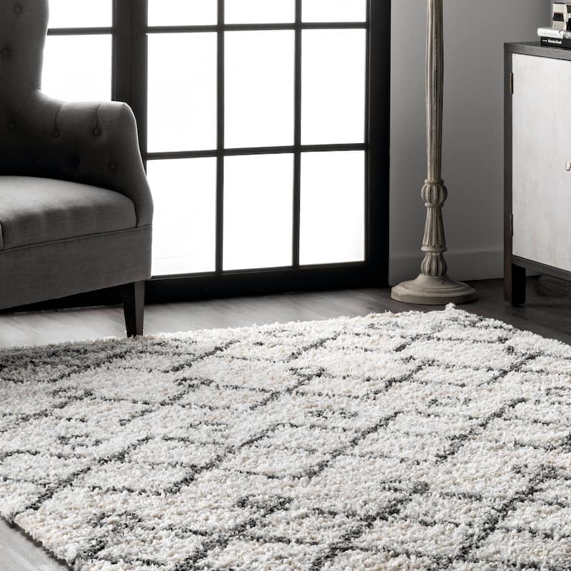 Nuloom Transitional Kristi Shag Area Rug