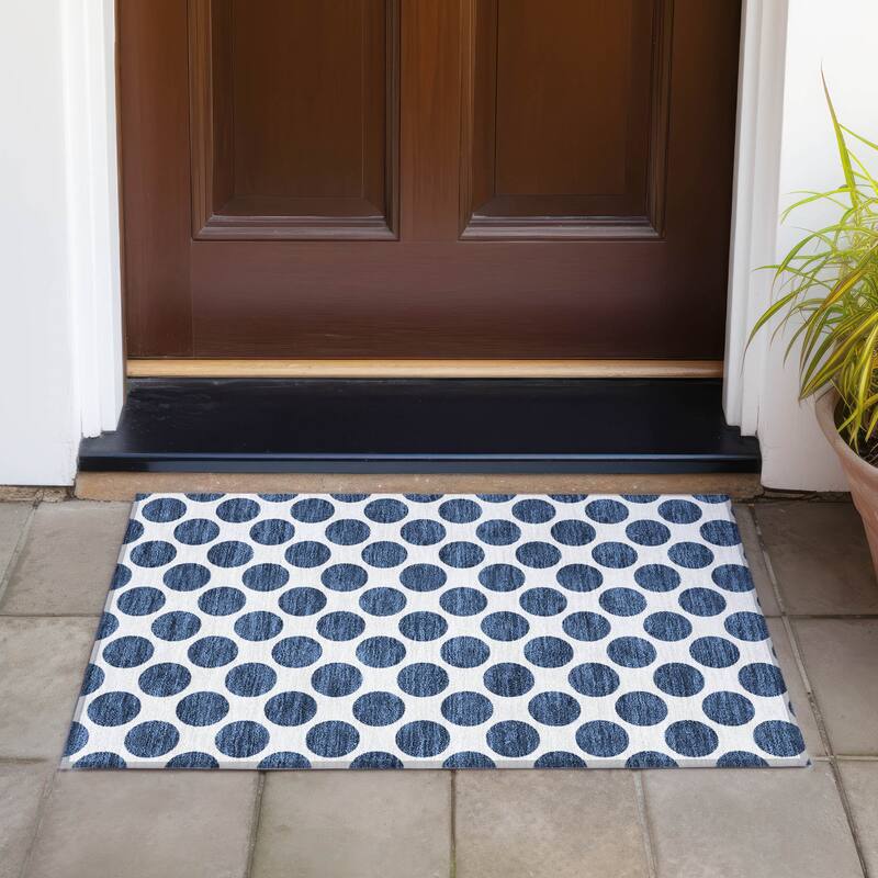 Machine Washable Indoor/ Outdoor Polka Dots Chantille Rug - Navy - 1'8" x 2'6"