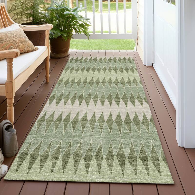 Machine Washable Indoor/ Outdoor Chantille Contemporary Rug - Aloe - 2'3" x 7'6"