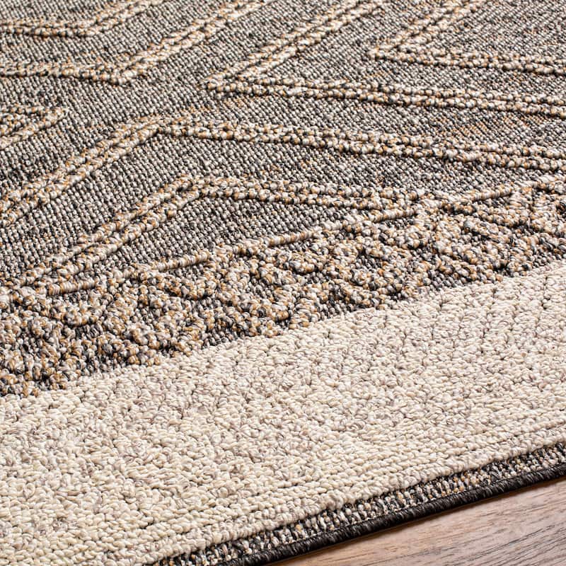 Hauteloom Areli Diamond Geometric Farmhouse Patio Outdoor Area Rug