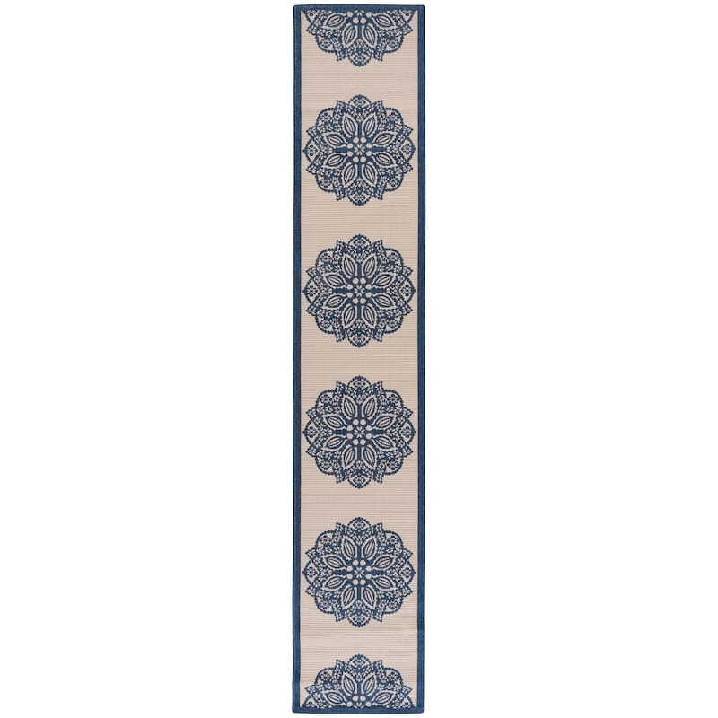 SAFAVIEH Courtyard Bosiljka Waterproof Backyard Patio Rug