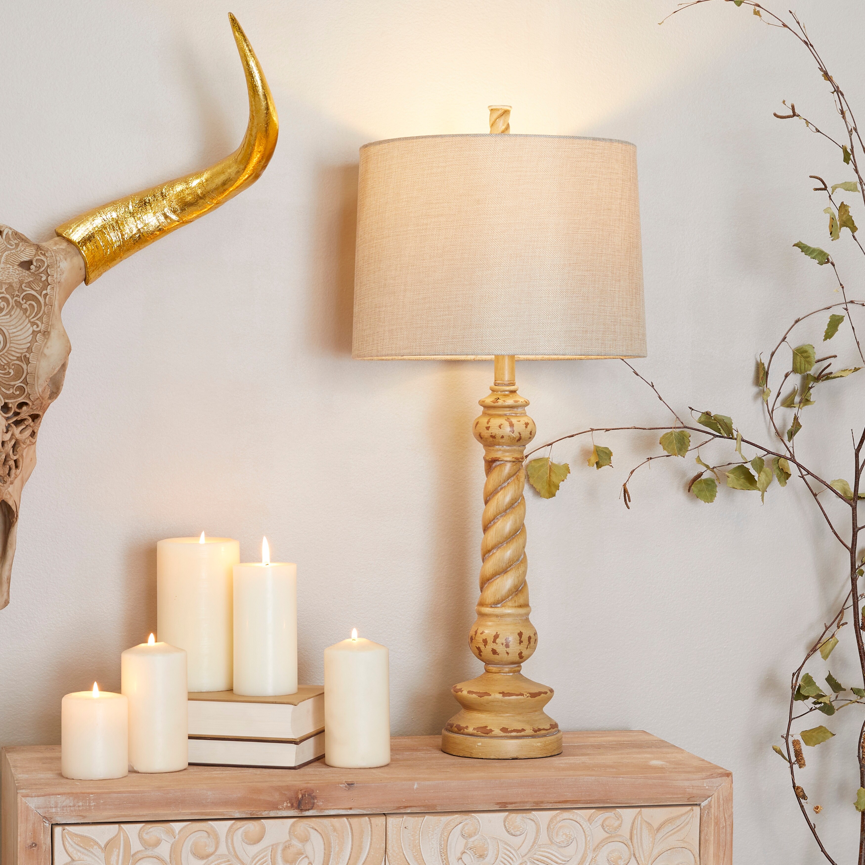 Farmhouse store accent lamp