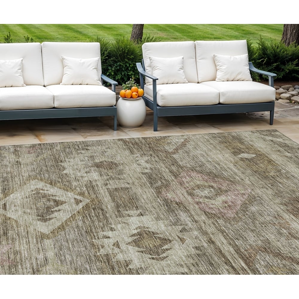 HomeRoots Southwestern Transitional Rectangle Outdoor Rug
