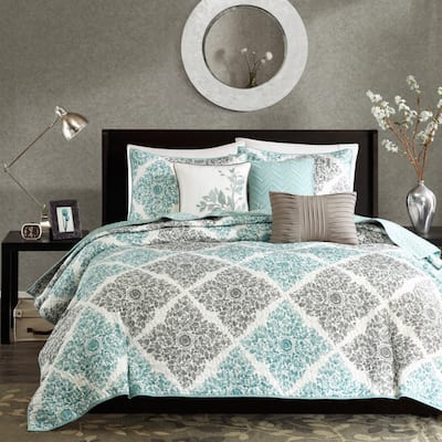 Madison Park Montecito 6 Piece Printed Quilt Set with Throw Pillows