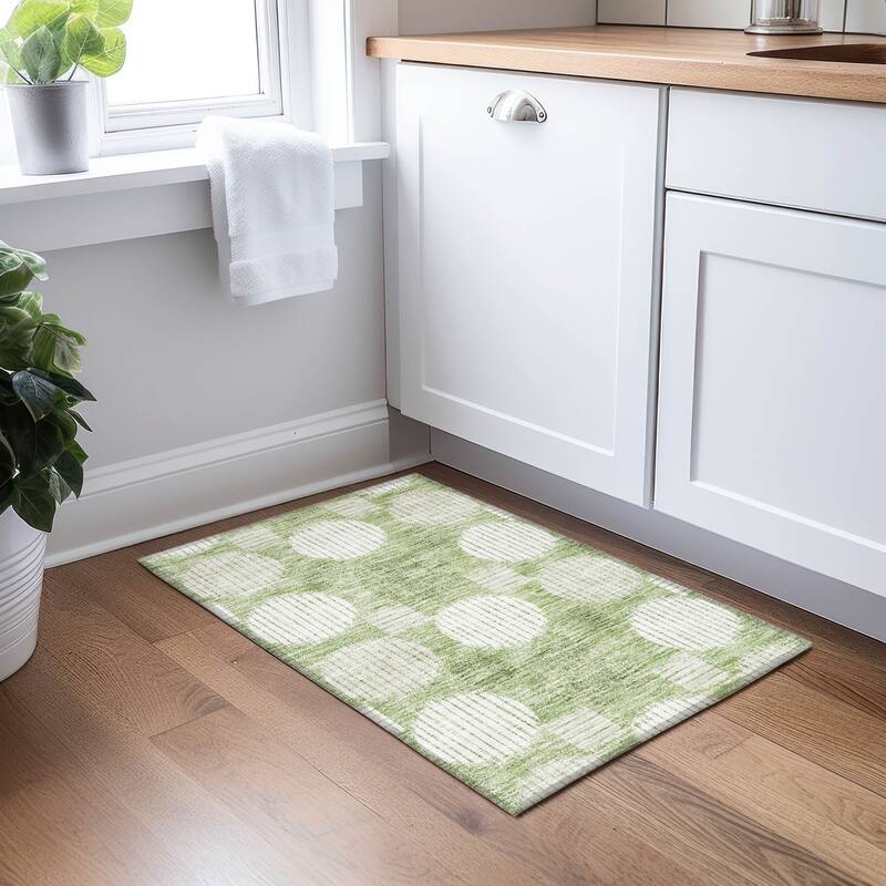 Machine Washable Indoor/ Outdoor Chantille Contemporary Dotty Rug