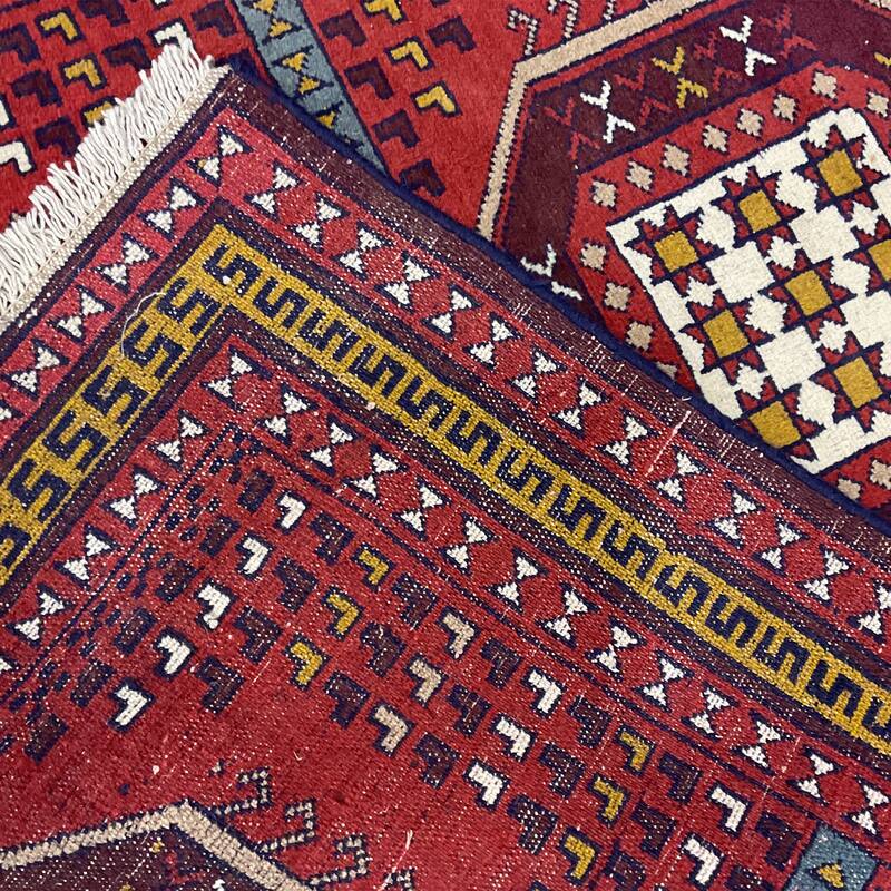 HERAT ORIENTAL Handmade Kurdish Wool Rug - 4' x 5'6"