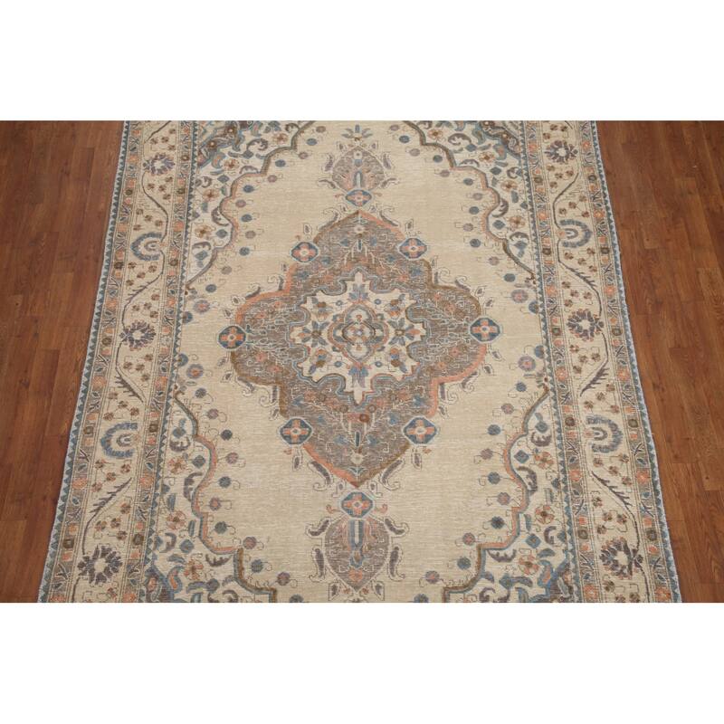 Hand Knotted Oriental 100% Wool Carpet Traditional Medallion Beige & Ivories Tabriz Area Rug - 9' 5'' X 6' 5''