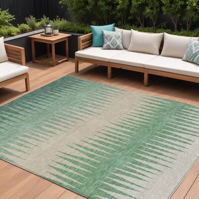 HomeRoots Striped Transitional Rectangle Outdoor Rug