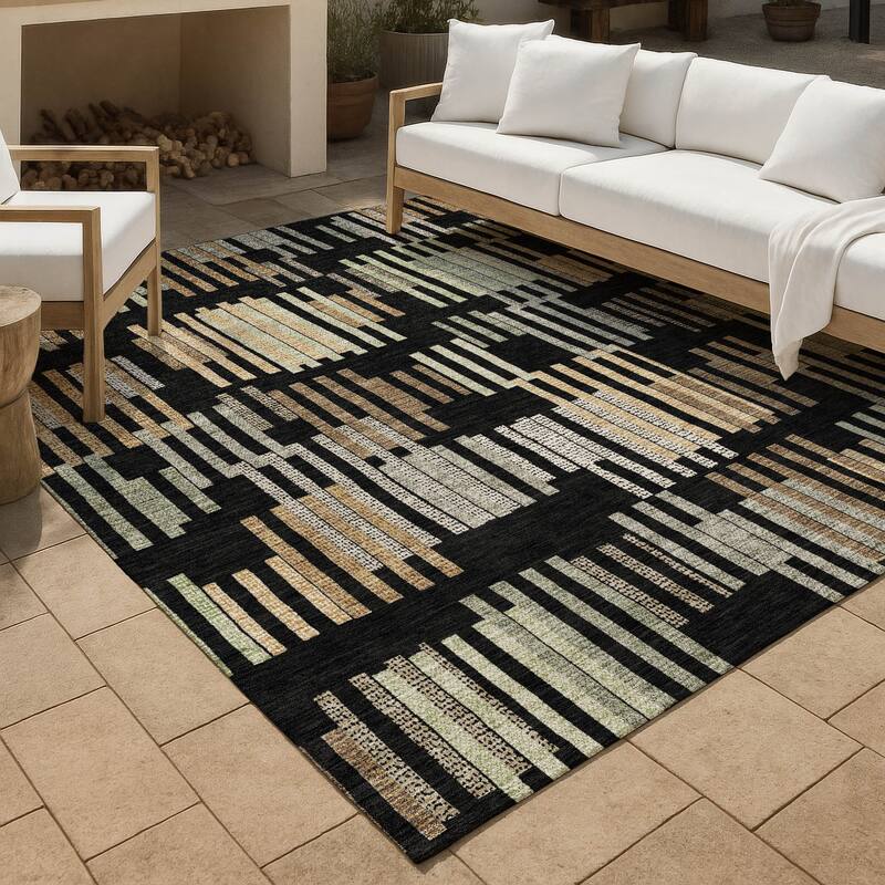 Machine Washable Indoor/ Outdoor Modern Pines Chantille Rug - Black - 3' x 5'