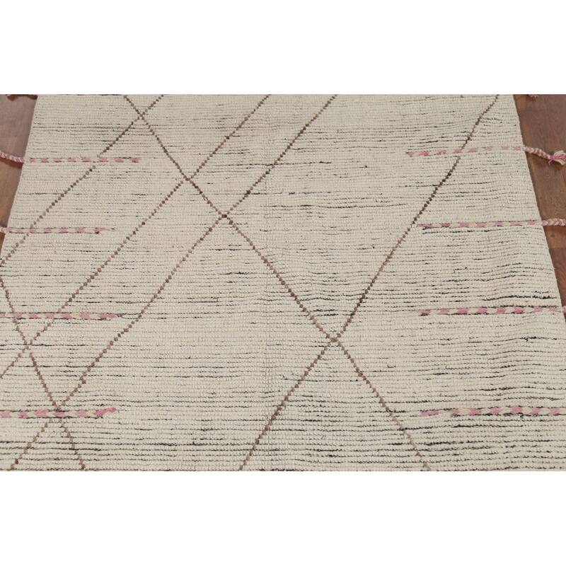 All-Over Ivory Moroccan Oriental Area Rug Hand-Knotted Wool Carpet - 4'9"x 8'9"