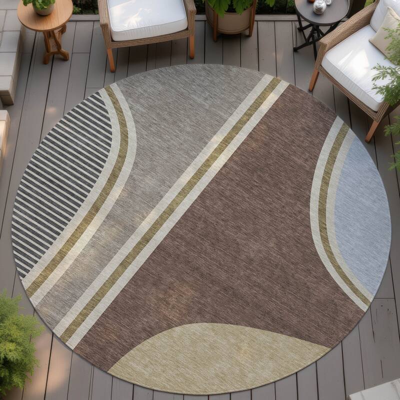 Machine Washable Indoor/ Outdoor Contemporary Keely Chantille Rug - Brown - 8' x 8'