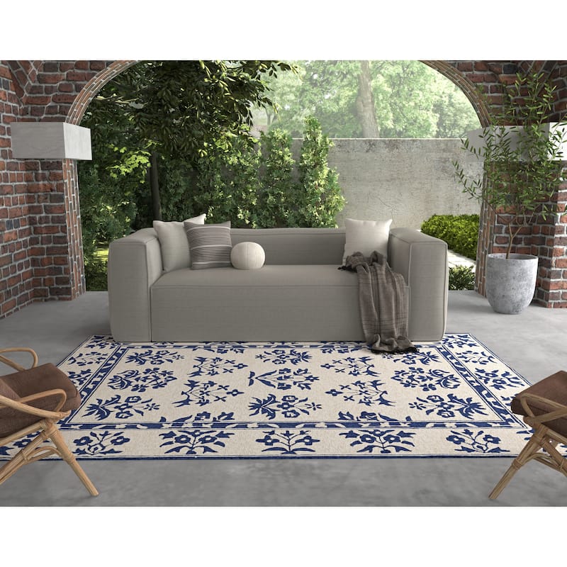 Stonely French Country Blue Handmade Rug by Havenside Home - 3'3" x 5'3"