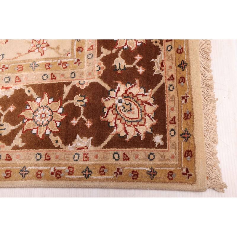ECARPETGALLERY Hand-knotted Mirzapur Beige Silk, Wool Rug - 5'3 x 7'8