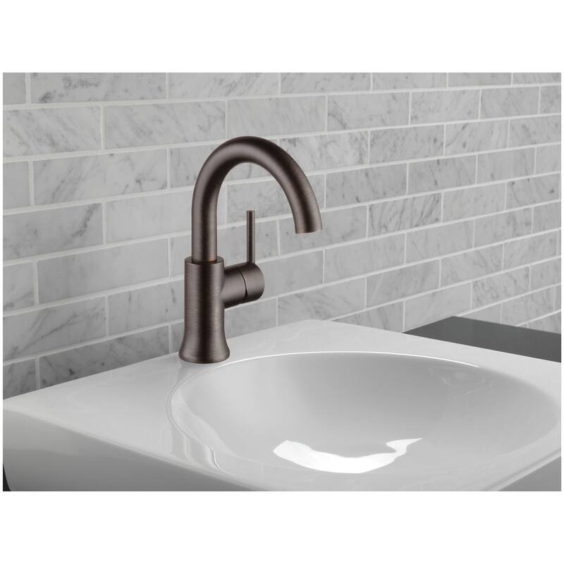 Delta 559HAR-DST Trinsic 1.2 GPM Single Hole Bathroom Faucet with Push