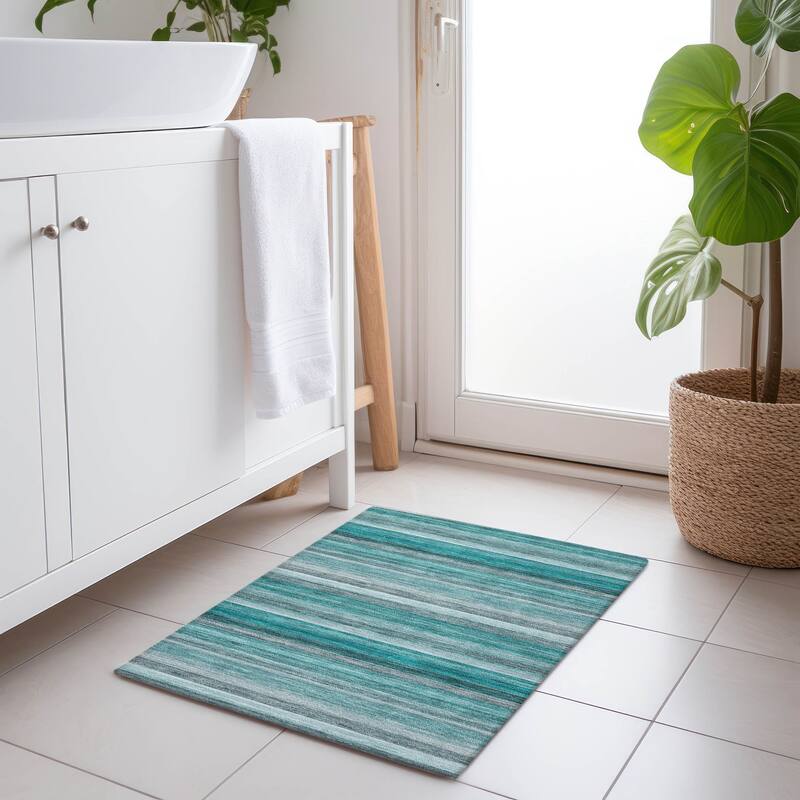 Machine Washable Indoor/ Outdoor Ombre Stripes Chantille Rug