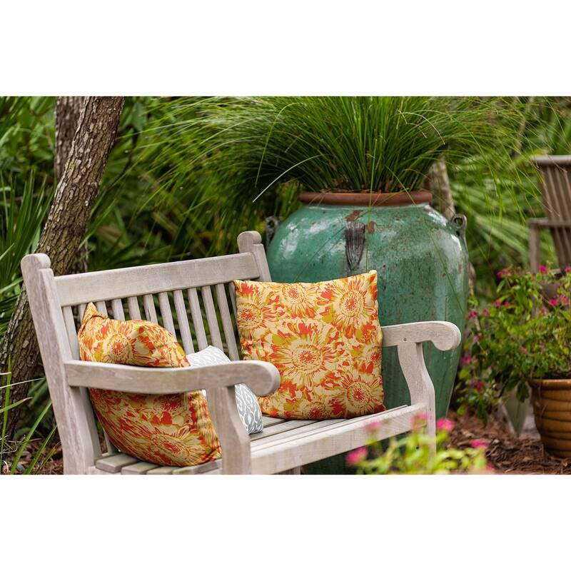 Big Flowers Decorative Throw Pillow