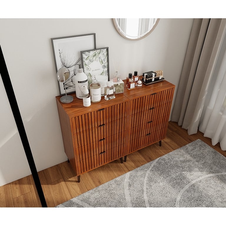 Wooden Chest of Drawers - Spacious Storage Organizer for Bedroom or Living Room, Modern Design with Multiple Compartments