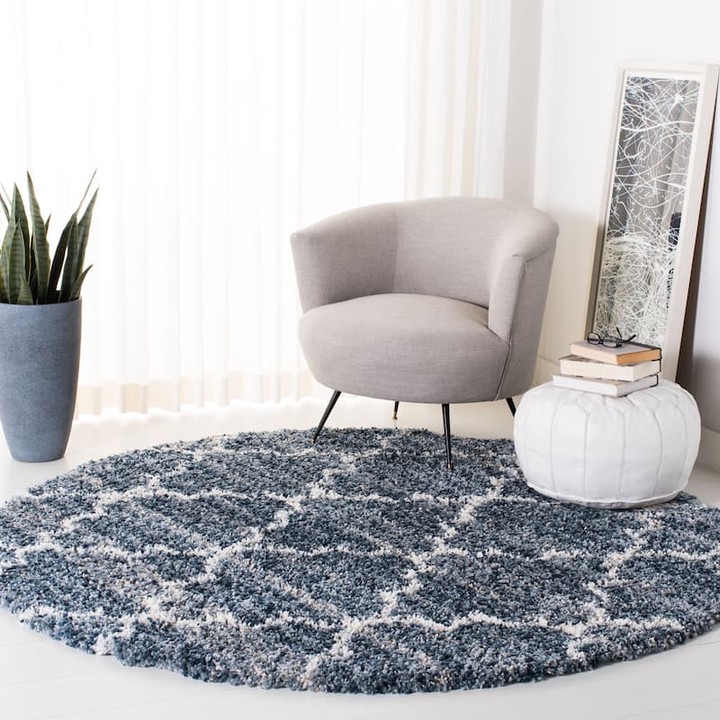 SAFAVIEH Montreal Shag Loyce 2-inch Thick Rug - 6'7" Round - Navy/Ivory