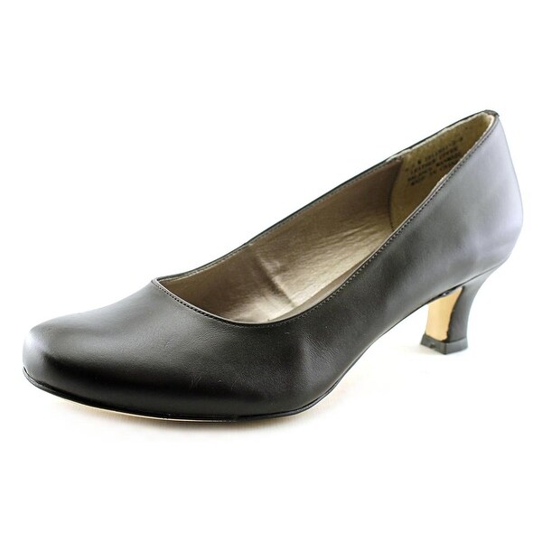 Array Flatter Women Round Toe Leather Brown Heels