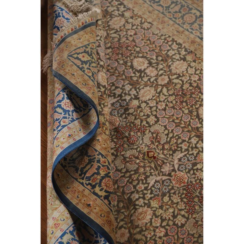Hand Knotted Oriental Silk & Silver Carpet Traditional Floral Green Qum Area Rug - 5' 6'' X 3' 7''