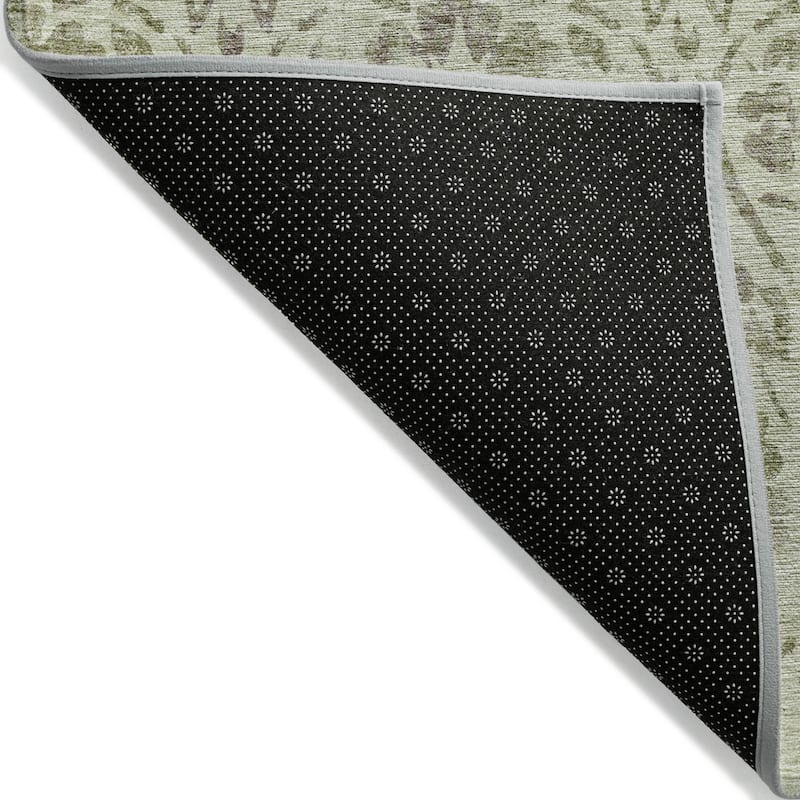 HomeRoots Floral Transitional Rectangle Outdoor Rug