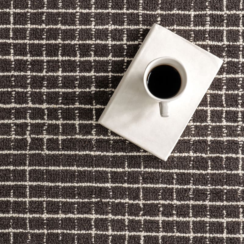 Nuloom Melrose Checked Wool Area Rug
