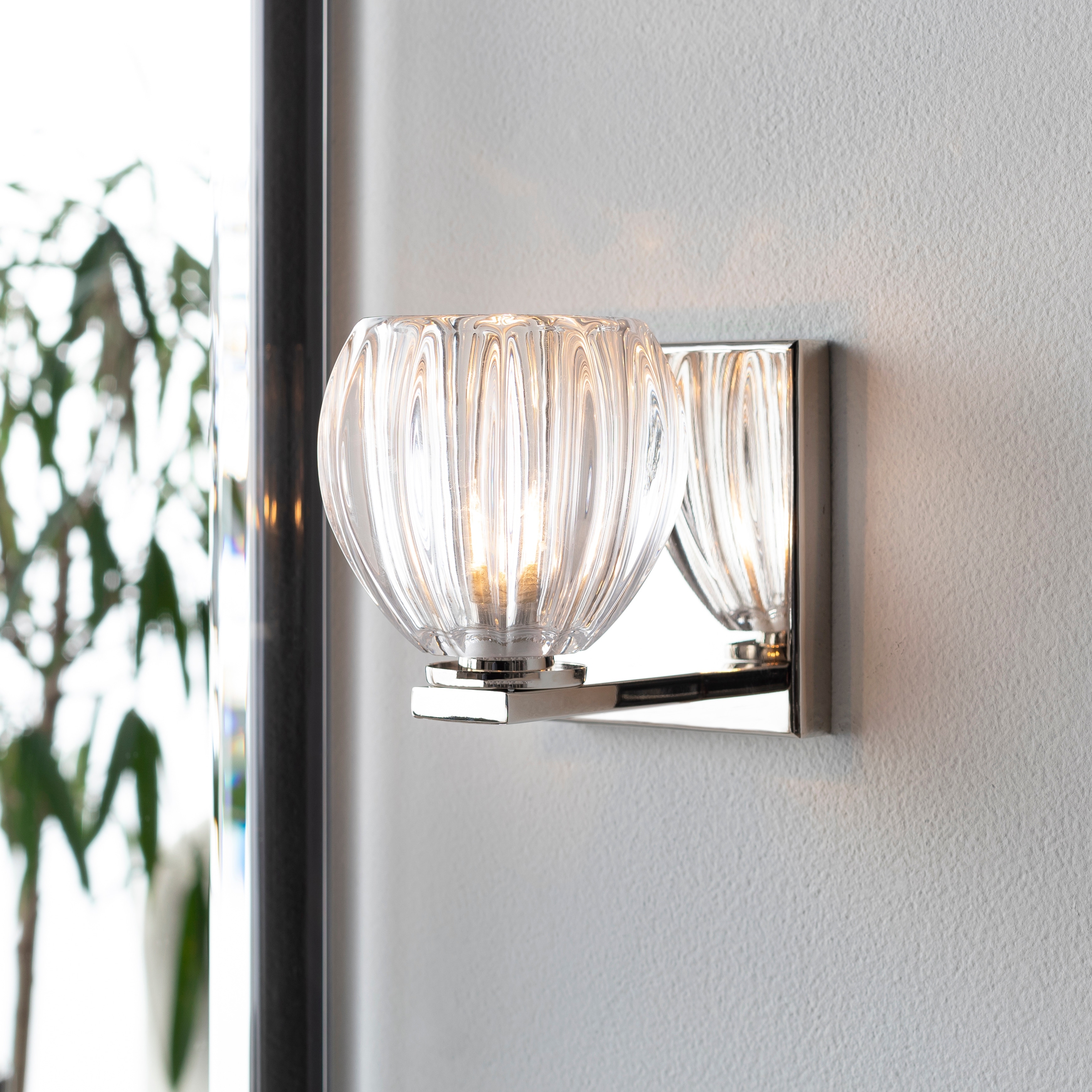 Fluted top wall sconce