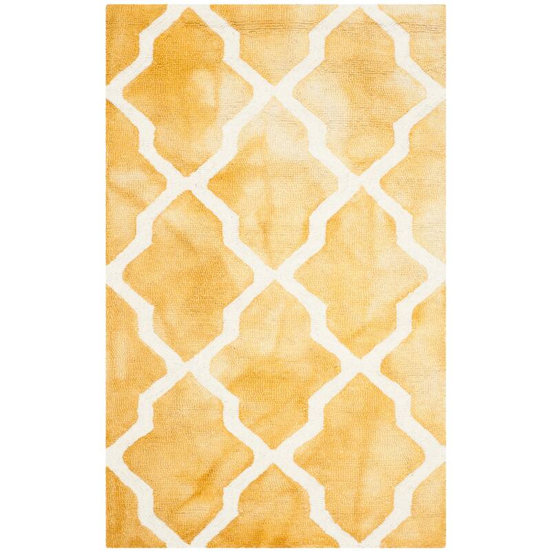 SAFAVIEH Handmade Dip Dye Ivona Vintage Wool Rug - 2'6" x 4' - Gold/Ivory
