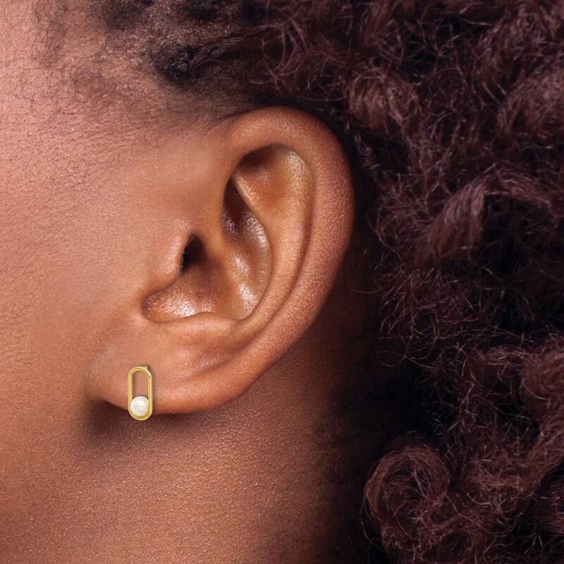 Curata 14k Yellow Gold 9.3x4.5mm Freshwater Cultured Pearl Geometric Paperclip Post Earrings