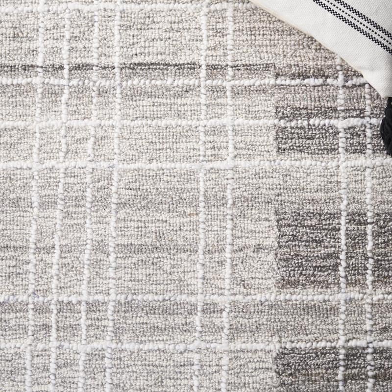 SAFAVIEH Handmade Metro Gaia French Country Wool Rug