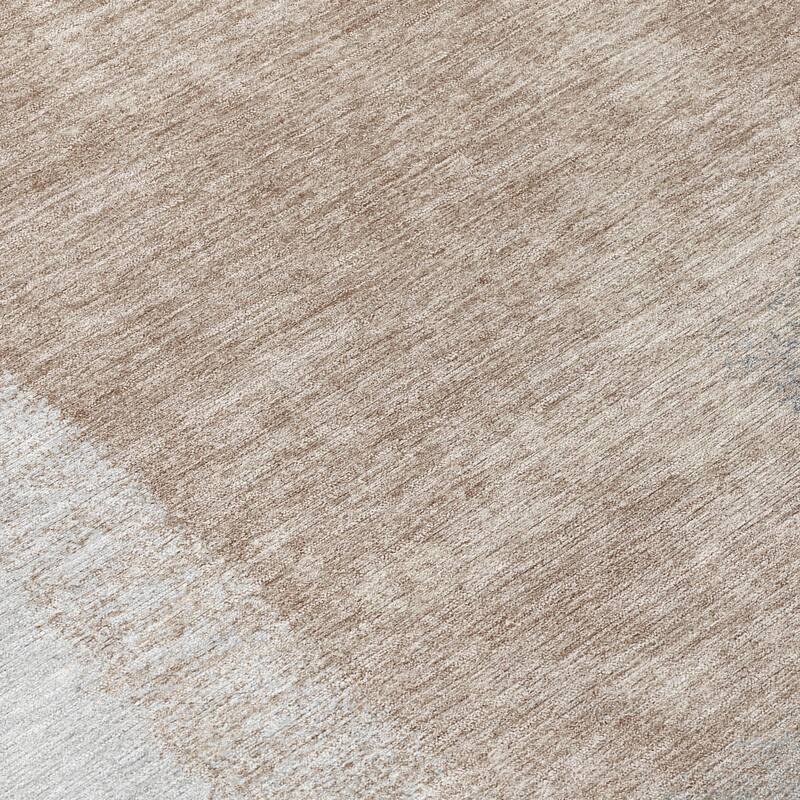 Machine Washable Indoor/ Outdoor Solid Contemporary Chantille Rug