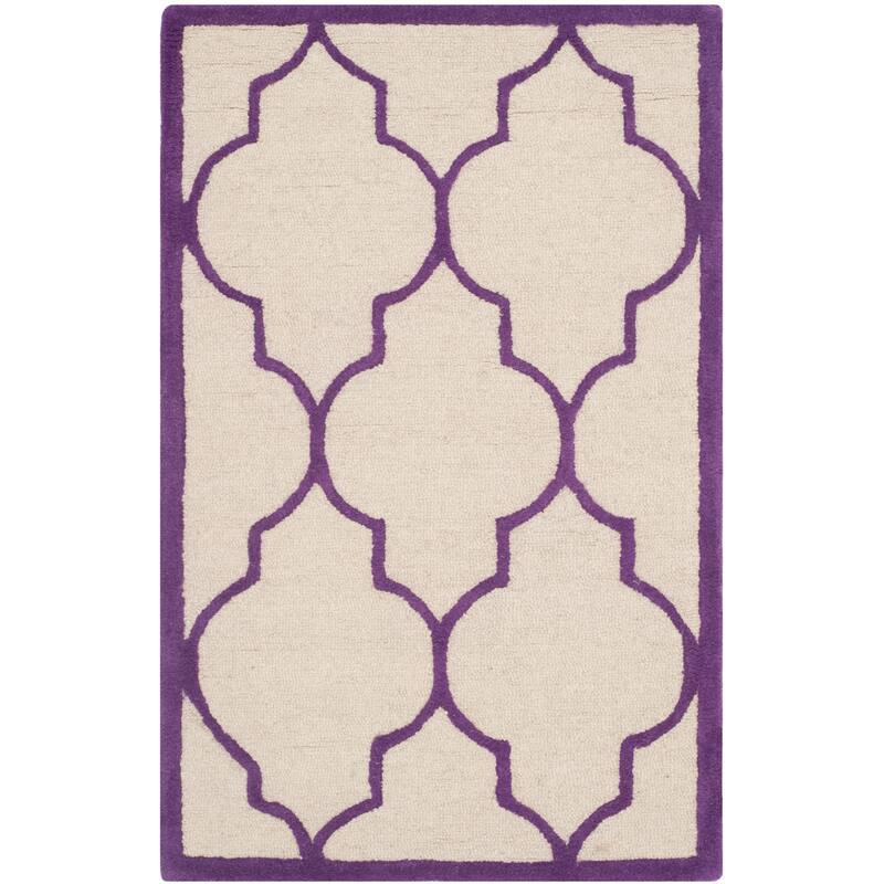 SAFAVIEH Handmade Cambridge Oddny Moroccan Trellis Wool Rug - 2'6" x 4' - Ivory/Purple