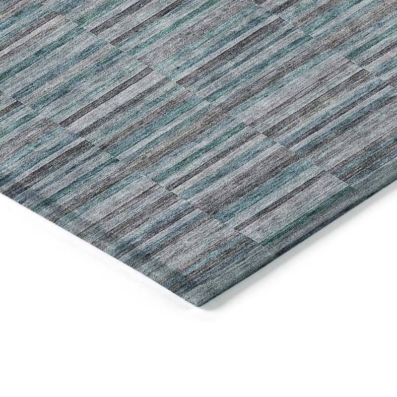 Machine Washable Indoor/ Outdoor Chantille Contemporary Geo Rug