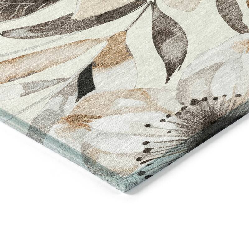 Machine Washable Indoor/ Outdoor Floral Chantille Rug