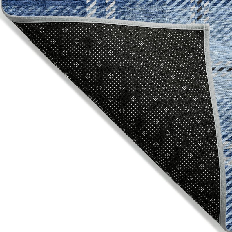 Machine Washable Indoor/ Outdoor Chantille Plaid Cozy Rug